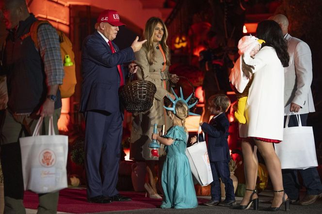 Tłumy na zabawie w Białym Domu. Tak Trump świętował Halloween