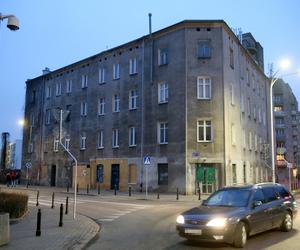 Praga-Południe: Złodzieje splądrowali wszystkie mieszkania w kamienicy na Kamionku. „Zabrali nawet deskę klozetową”