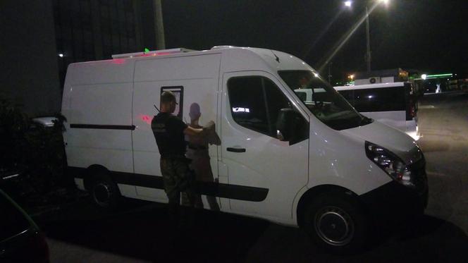 Kradzieże kamperów i przyczep kempingowych