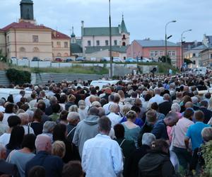 75 lat temu obraz Matki Boskiej w Lublinie zapłakał. Wierni uczcili rocznicę „Cudu lubelskiego” procesją różańcową