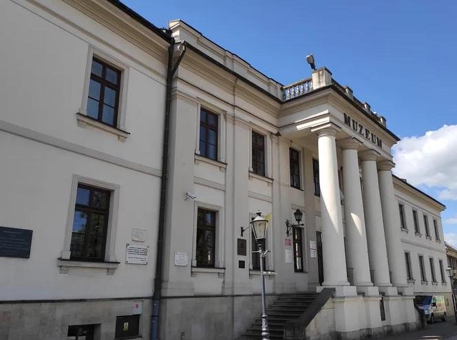 Wystawa Polscy Monachijczycy będzie czynna krócej - Można ją oglądać tylko jeszcze dzisiaj