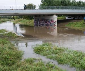 Fala powodziowa zbliża się do Wrocławia! Mieszkańcy muszą się przygotować na każdą ewentualność. Sytuacja zmienia się dynamicznie