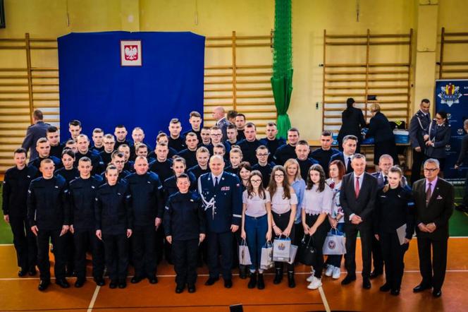 Łódź: Ślubowanie nowych policjantów. Zobacz zdjęcia! [GALERIA]