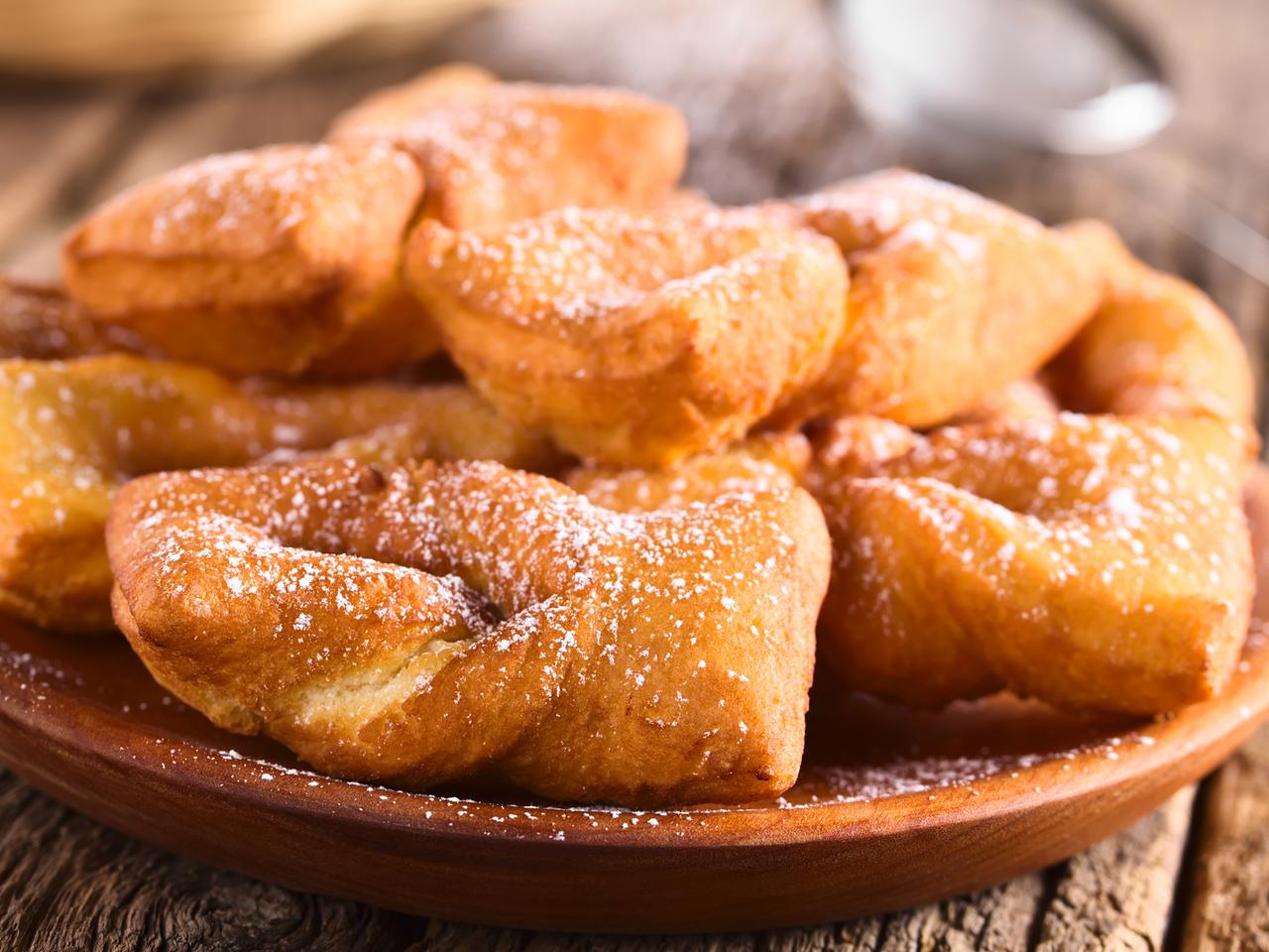 Taratuszki - rosyjskie faworki na kefirze, puszyte i pyszne