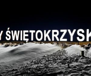 Napis Góry Świętokrzyskie w gminie Górno koło Kielc