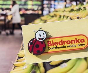 Produkty z Biedronki zdrożały przez rok o 25%! Na przykładzie dyskontu widać szalejącą inflację