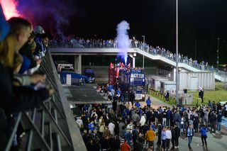 Szalona noc w Poznaniu. Tak Lech świętował dziewiąte mistrzostwo Polski 