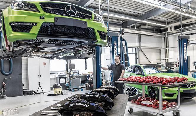 Mercedes-Benz C63 AMG Coupe Legacy Edition