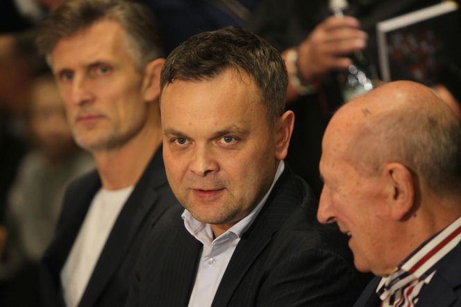 Dariusz Szpakowski napisał książkę. Plejada gwiazd na premierze