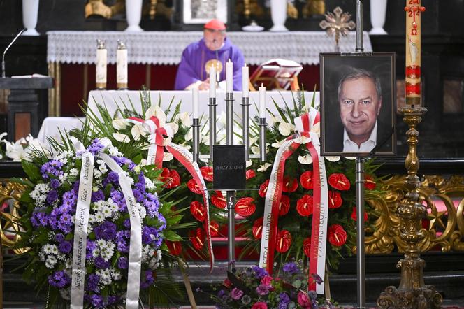 Kardynał Ryś na pogrzebie Jerzego Stuhra