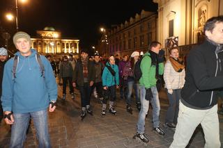 Nightskating. Warszawa na rolkach [Zdjęcia]