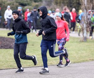 Sobotni parkrun jak zwykle przyciągnął tłumy. To wyjątkowy bieg w samym sercu Katowic ZDJĘCIA