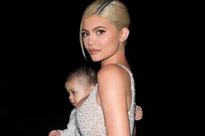 Kylie Jenner Stormi Webster Hotplota.pl