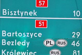 Pierwsze znaki drogowe z nazwą Królewiec już stoją [ZDJĘCIA]