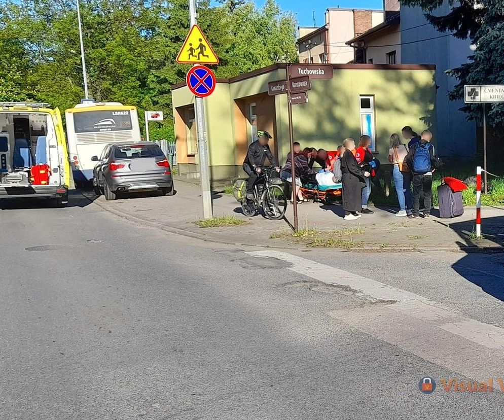 W centrum Tarnowa kierowca autobusu doznał udaru w trakcie jazdy. Zatrzymał się na skrzyżowaniu