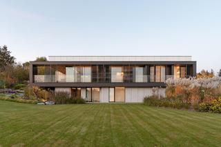 Dom Oparty o Skarpę 