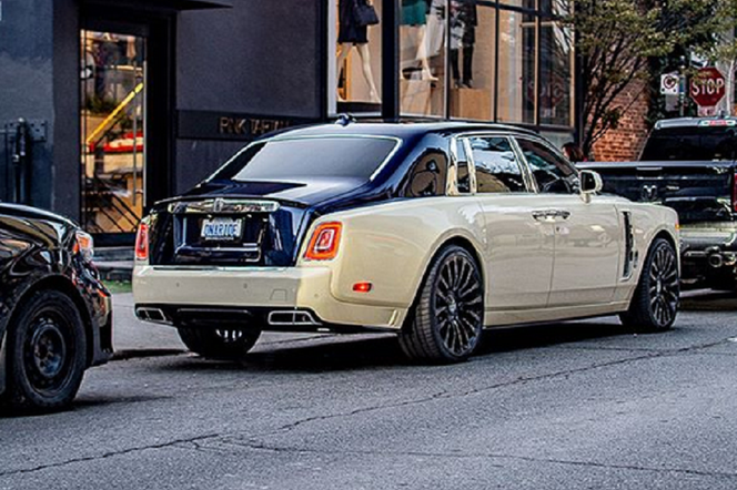 Raper Drake ma nowe auto - to Rolls-Royce z figurką złotej sowy
