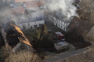 Pożar i akcja antyterrorystów. Dwóch mężczyzn nie żyje