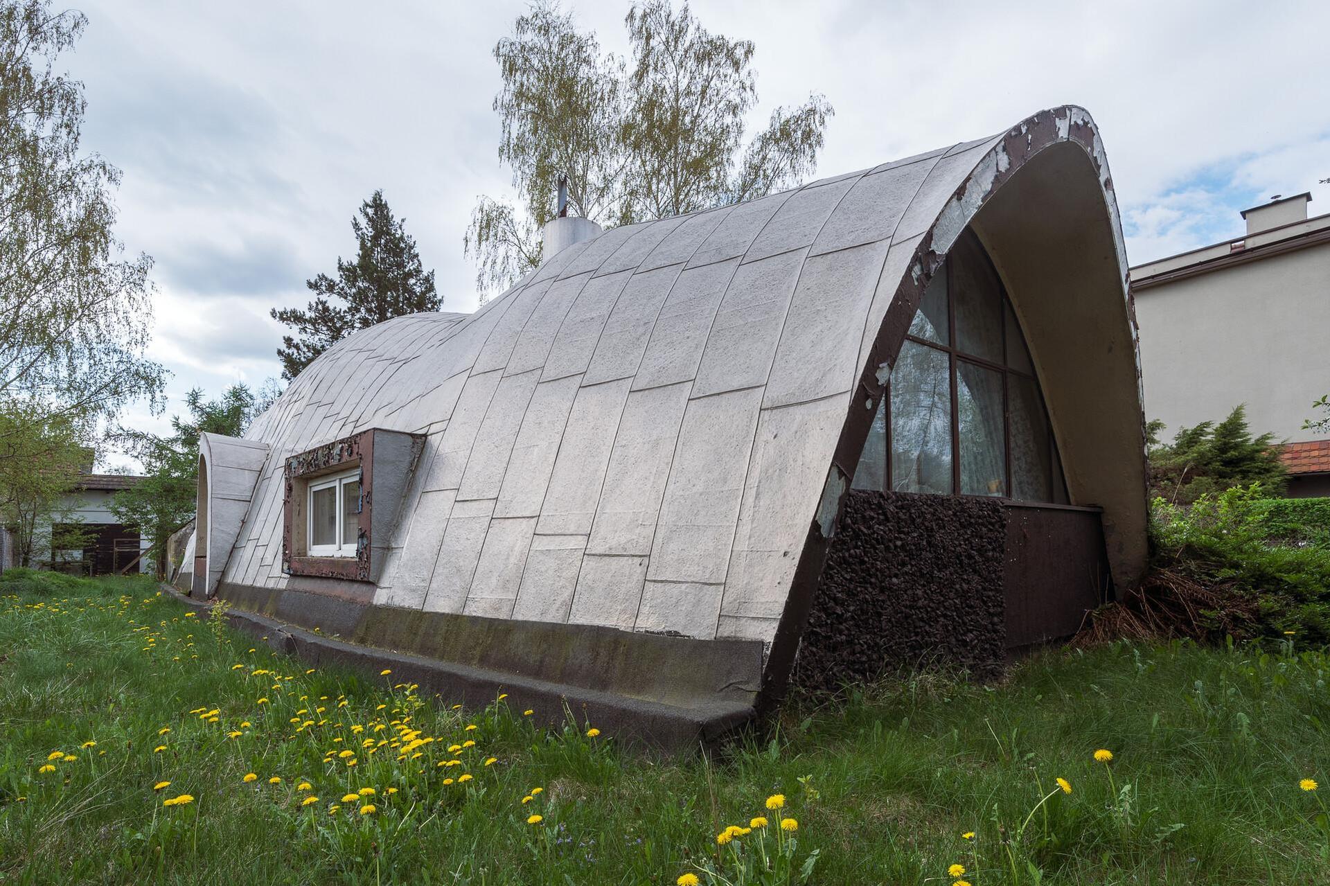 Dom MIR Witolda Lipińskiego - zdjęcia. Zobacz wyjątkowy dom z PRL-u we Wrocławiu