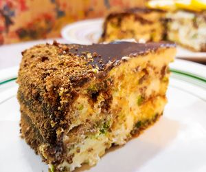 Błyskawiczne ciasto Pana Obrażalskiego. Wystarczy kwadrans, by cieszyć się jego smakiem