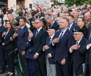 81. rocznica Powstania Warszawskiego. Uroczysta msza święta na pl. Krasińskich