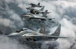 Brytyjski Eurofighter Typhoon, i polskie MiG-29 i F-16