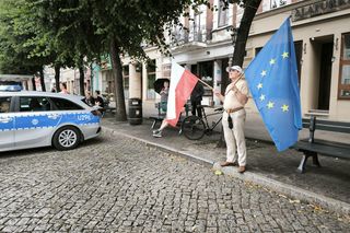 Manifestacja przeciwko niechęci do imigrantów w Lesznie 