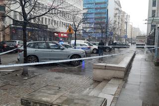 Zuchwały napad na bmw w centrum Warszawy! Wybili szybę, zabrali klejnoty warte fortunę