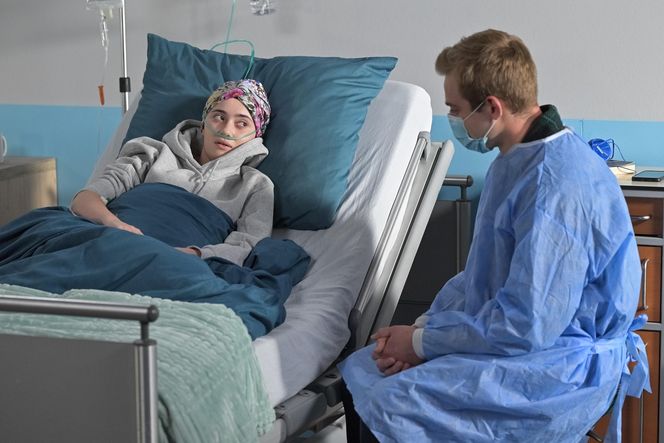 Pierwsza miłość po wakacjach 2025. Kamil Biały (Igor Paszczyk), Angelika (Patrycja Franczak)