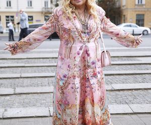Magda Gessler na królewskiej uczcie. Ucałowała Morana i zasiadła na tronie