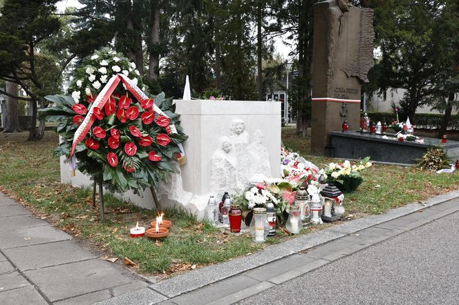 Tak wygląda grób Kornela Morawieckiego w 6. rocznicę śmierci