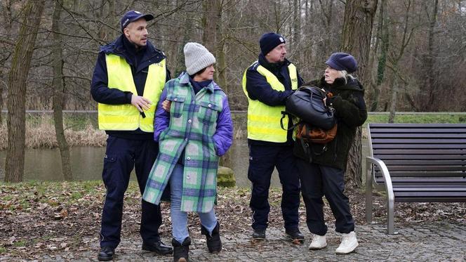 Barwy szczęścia, odc. 2841: Bogusia (Halina Bednarz), Danka (Lidia Niewęgłowska)