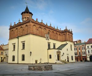 Tarnów Pierwsze Niepodległe: Wielki polonez na Rynku | PROGRAM