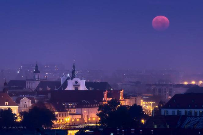Księżyc nad Wrocławiem [ZDJĘCIE]