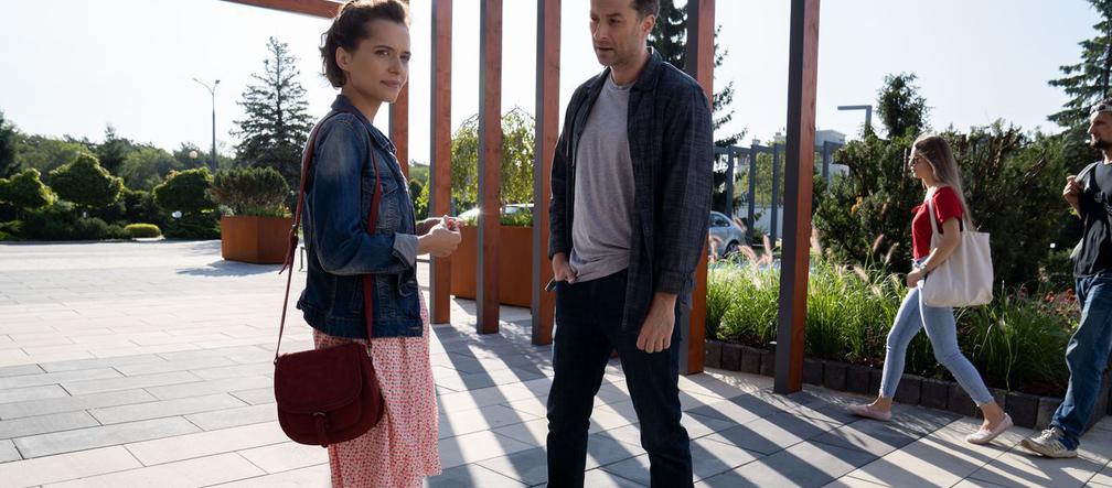 Na dobre i na złe, odcinek 718. Marcin Molenda (Filip Bobek), Julka Burska (Aleksandra Hamkało)