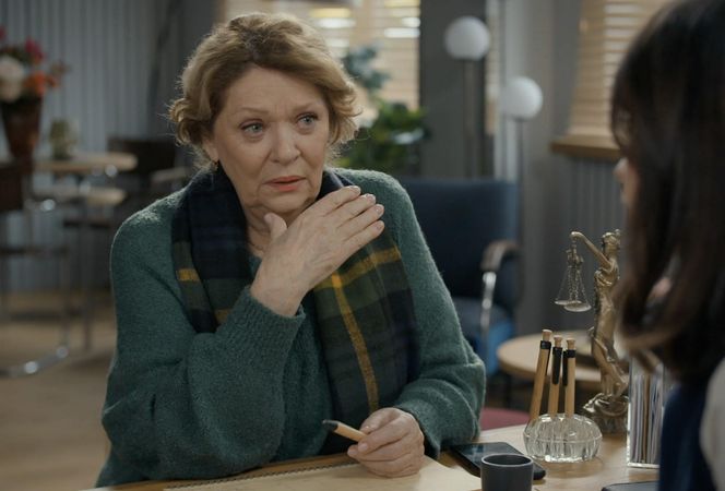 Barwy szczęścia, odcinek 3202: Natalia (Maria Dejmek), Józefina (Elżbieta Jarosik)