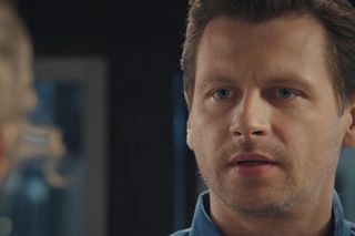 M jak miłość odc. 1873. Natalka (Dominika Suchecka), Adam Karski (Patryk Szwichtenberg)