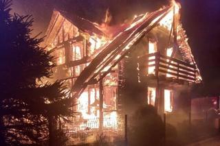 Nowy dom rodziny spod Jarosławia doszczętnie spłonął! Stracili cały dorobek życia. Ruszyła internetowa zbiórka