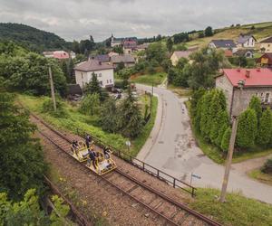 Jedyna taka atrakcja turystyczna. Czy to najpiękniejszy szlak kolejowy w Małopolsce?