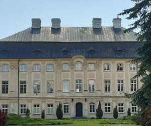 Pałac biskupów poznańskich w Ciążeniu