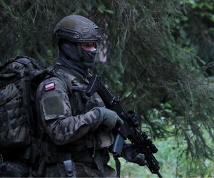Ognista Burza- 25 w Podlaskiem. Żołnierze WOT ćwiczą obronę przed dywersantami