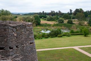 Zamek Krzyżtopór - jak zwiedzać, żeby się nie znudzić? Zdjęcia, aplikacja, historia