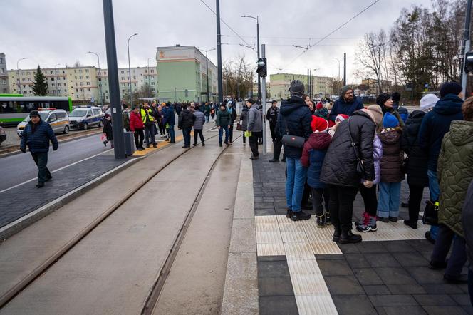 Tramwajowa "czwórka" ruszyła! Na wydarzeniu tłumy mieszkańców. Zobaczcie zdjęcia!