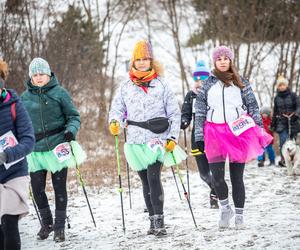 Bieg w spódnicach i sukienkach na Jurze