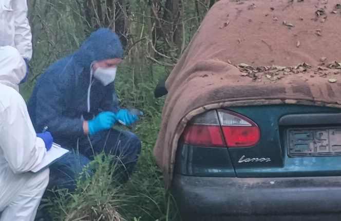 Makabryczny finał poszukiwań. Ujawniono ciała w stanie "znacznego rozkładu". Zatrzymano podejrzanych