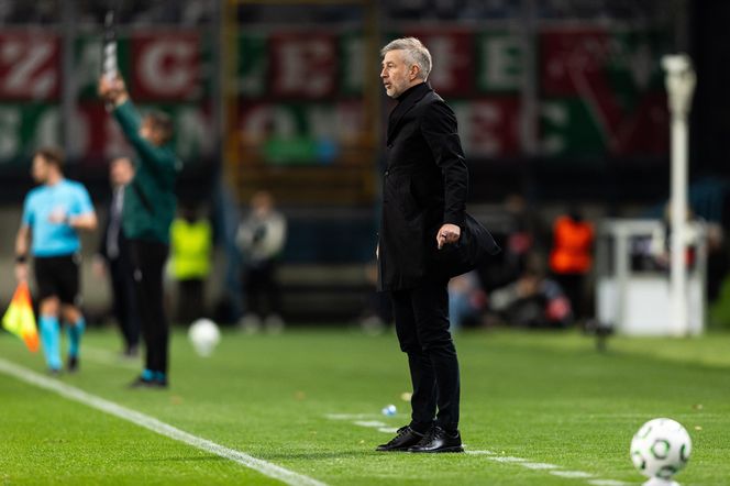 Edward Iordanescu w meczu Szachtar - Legia