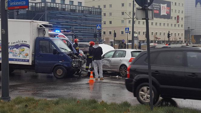 2 Wypadek na skrzyżowaniu Piłsudskiego z Sienkiewicza