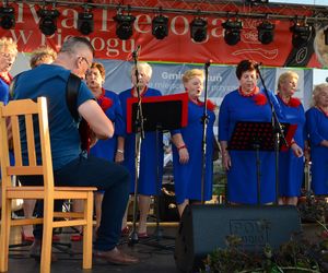 W konkursie na najlepsze pierogi w powiecie Siedleckim w 2025 roku zwyciężył męski zespół KGW „Sami Swoi” z Kotunia! 
