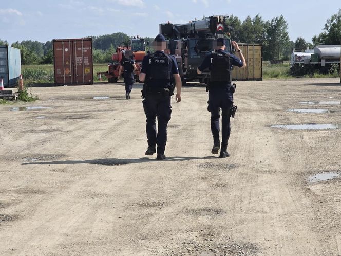 Broń i amunicja znaleziona 25 km od granicy z Ukrainą. MSWiA odpowiada. "Potwierdzam informację"