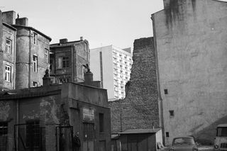 QUIZ PRL. Od dokwaterowań po wielką płytę. Ile wiesz o mieszkaniach w PRL?